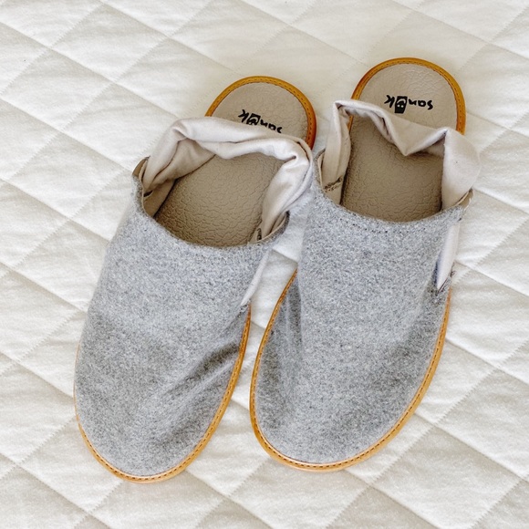 SOLD Sanuk Women’s Yoga Sling Cruz - Picture 2 of 8